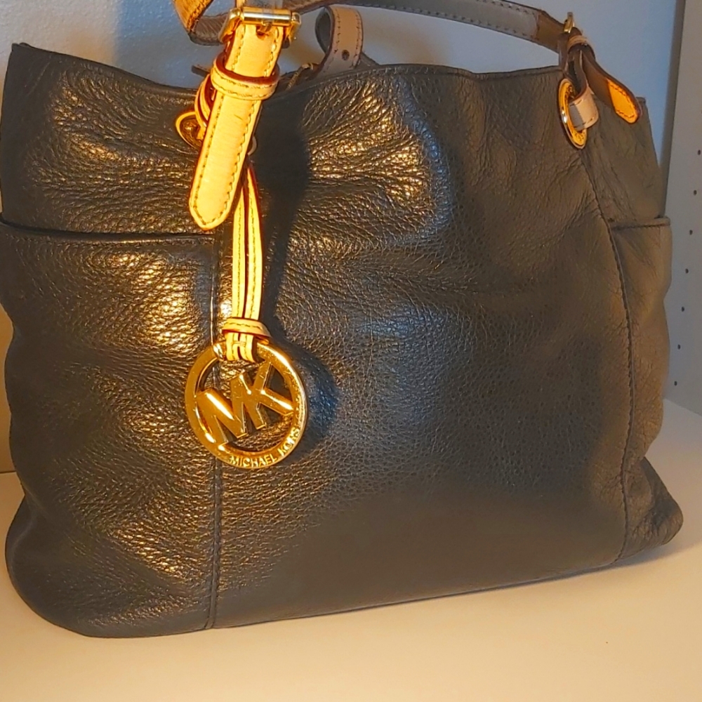 MICHAEL KORS hand bag